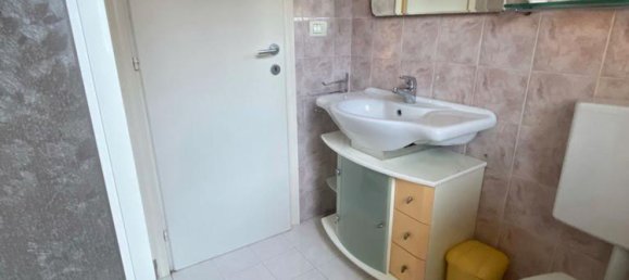 4 bedrooms House in Castagneto Carducci, Italy No. 311063 14