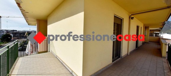 Apartamento de 3 dormitorios en San Prisco, Italy No. 293837 27