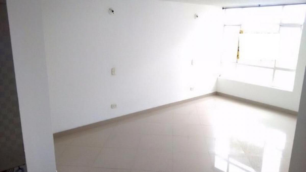 3 bedrooms House in Bogota, Colombia No. 12624