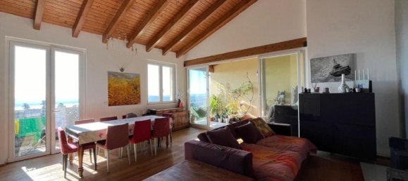 Квартира с 4 комнатами в Комерио, Италия № 179014 2