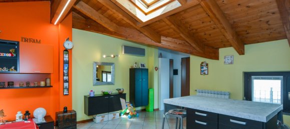 3 rooms Penthouse in Uboldo, Italy No. 178167 13