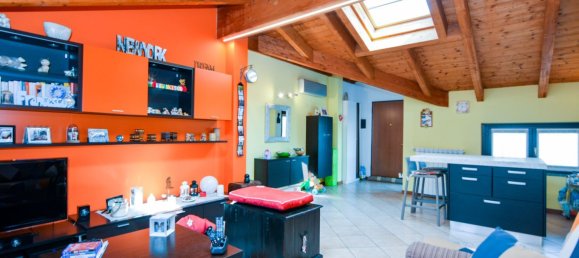 3 rooms Penthouse in Uboldo, Italy No. 178167 18