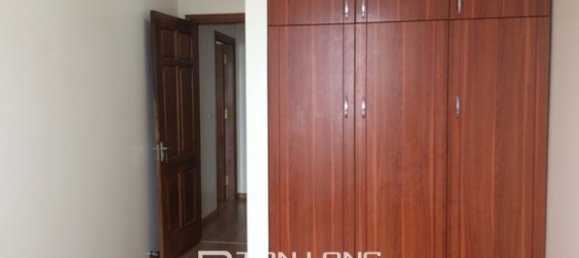 3 bedrooms Apartment in Cau Giay, Vietnam No. 3086 8