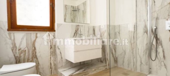 2 Schlafzimmer Wohnung in Rome, Italy, Nr. 348403 15