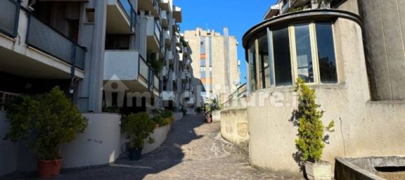 2 Schlafzimmer Wohnung in Rome, Italy, Nr. 348403 25