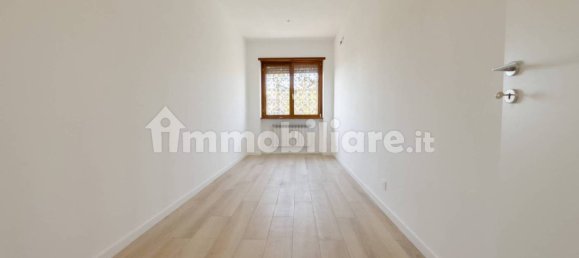 2 Schlafzimmer Wohnung in Rome, Italy, Nr. 348403 11