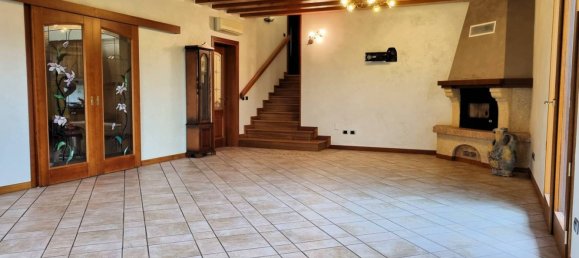 6 rooms Villa in Pordenone, Italy No. 154317 24