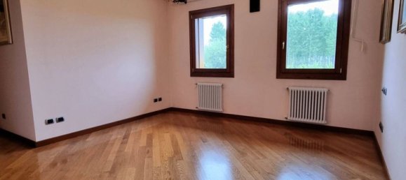 6 rooms Villa in Pordenone, Italy No. 154317 34