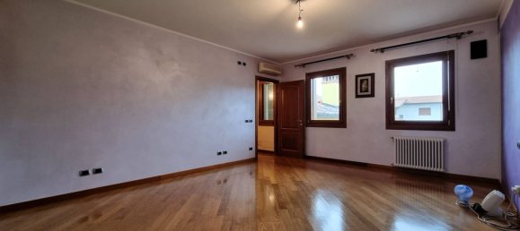 6 rooms Villa in Pordenone, Italy No. 154317 41