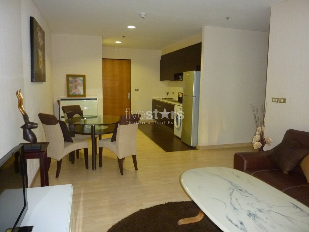 2 bedrooms Condo in Bangkok, Thailand No. 7711
