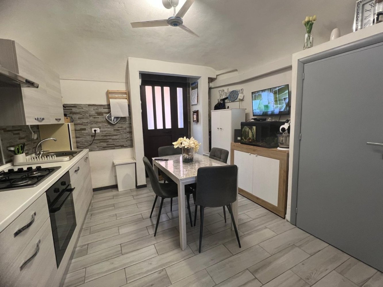 Castelos T2 em Monteodorisio, Italy N.º 372157