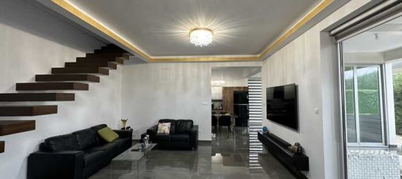 3 bedrooms House in Limassol, Cyprus No. 6520 10