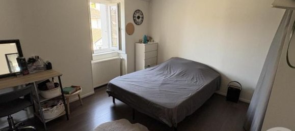 4 bedrooms House in Chateauroux, France No. 301820 8