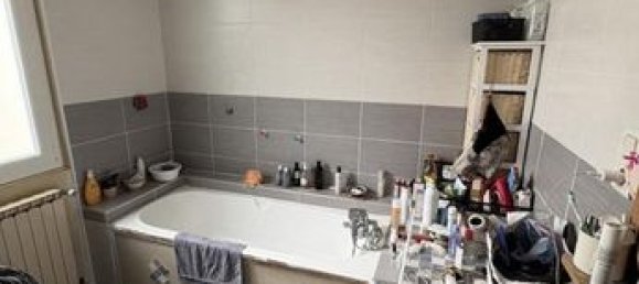 4 bedrooms House in Chateauroux, France No. 301820 10