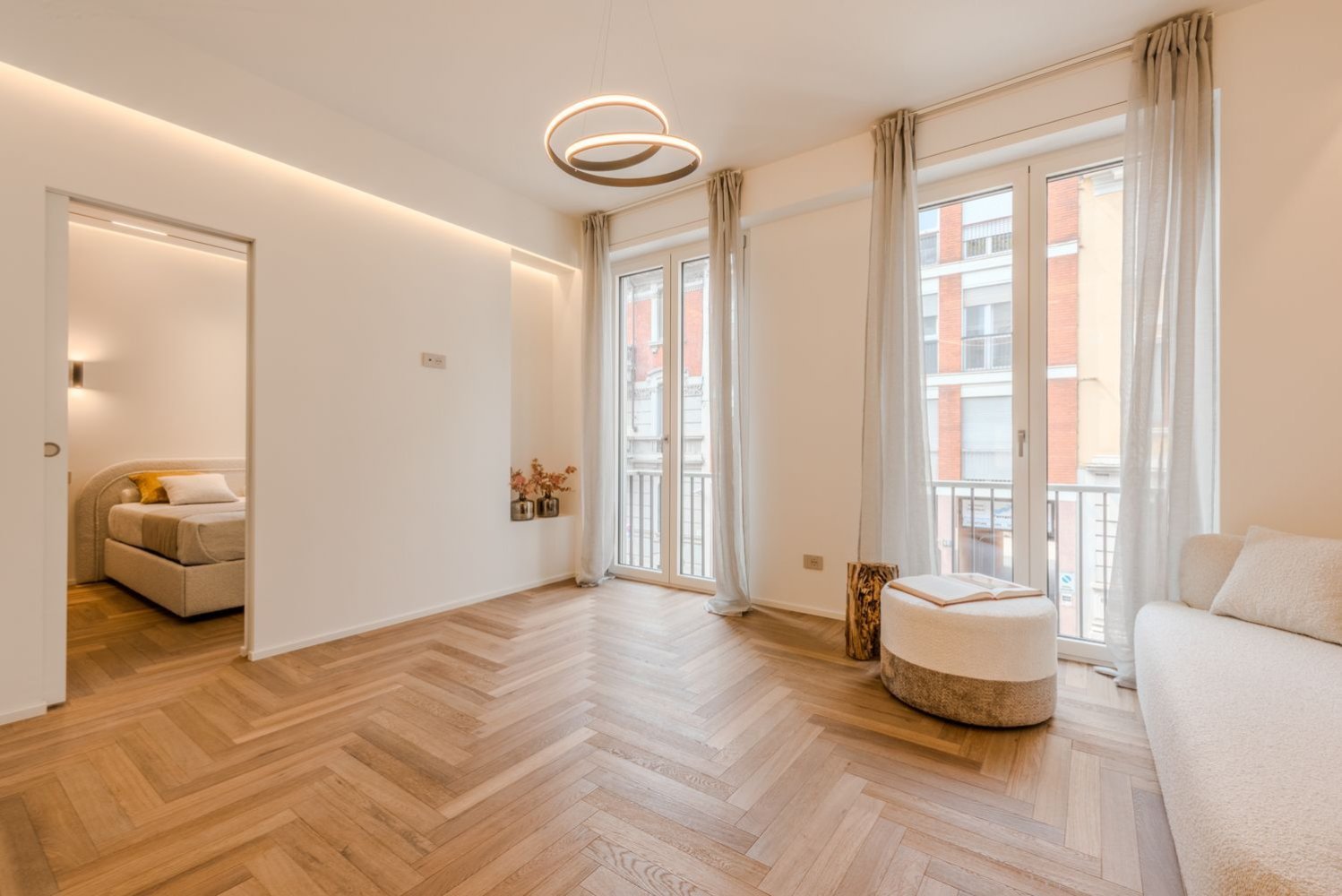 2 bedrooms Apartment in Milan, Italy No. 382348