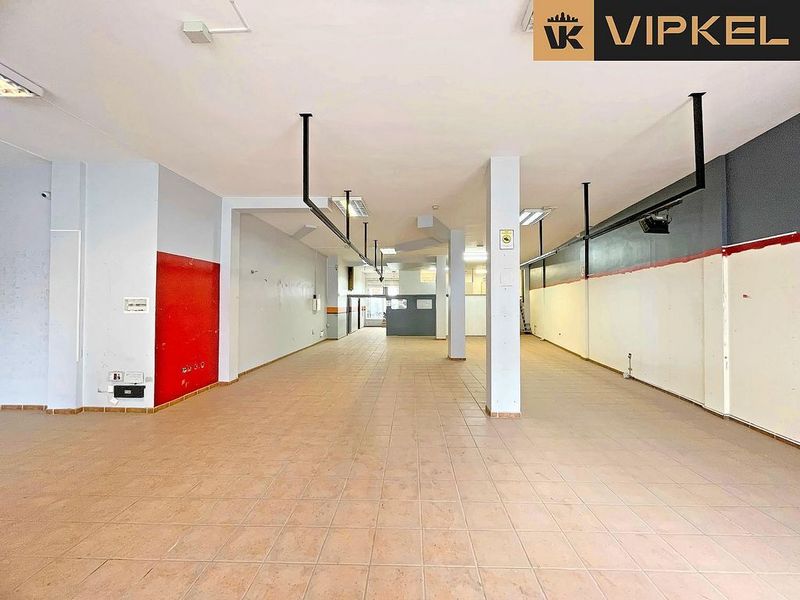 5 bedrooms Commercial property in San Cristobal de La Laguna, Spain No. 235554