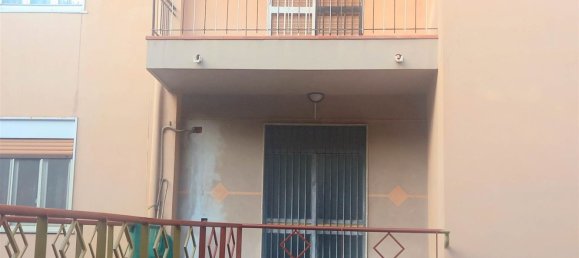 Квартира с 3 комнатами в Мессина, Италия № 49349 5