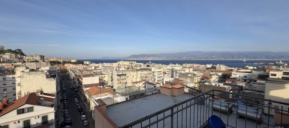 Квартира с 3 комнатами в Мессина, Италия № 49349 19