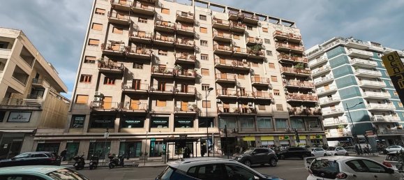 فندق في Palermo, Italy 210متر مربع رقم 144212 30