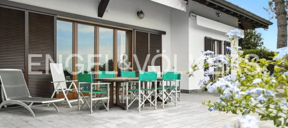 6 غرف نوم فيلا في Luvinate, Italy رقم 292787 15