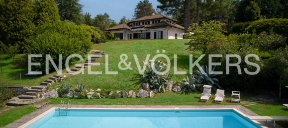 6 غرف نوم فيلا في Luvinate, Italy رقم 292787 2