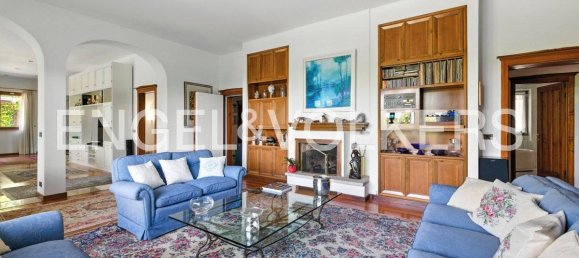 6 غرف نوم فيلا في Luvinate, Italy رقم 292787 17