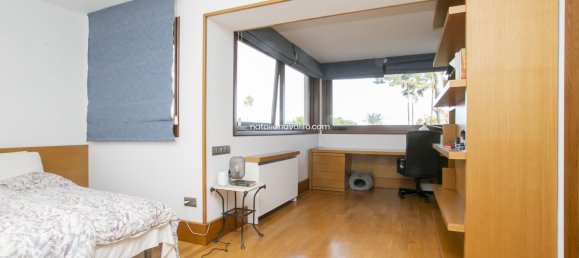 6 bedrooms House in Valencia, Spain No. 29179 2