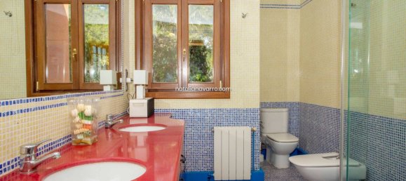 6 bedrooms House in Valencia, Spain No. 29179 42