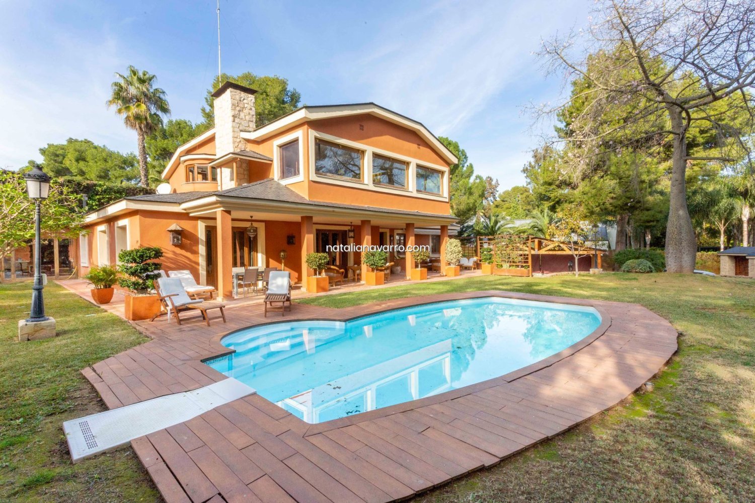 6 bedrooms House in Valencia, Spain No. 29179