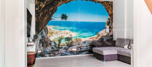 2 bedrooms Apartment in Livorno, Italy No. 307926 9