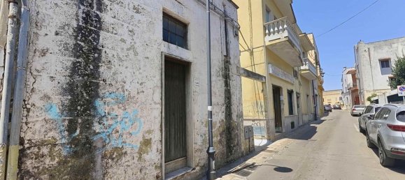 7-salle Maison à Taurisano, Italy No. 63057 2