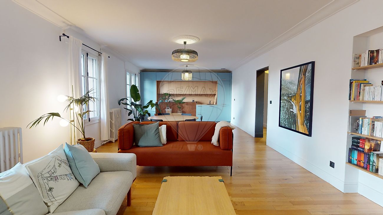 Квартира с 3 спальнями в Орлеан, Франция № 153576