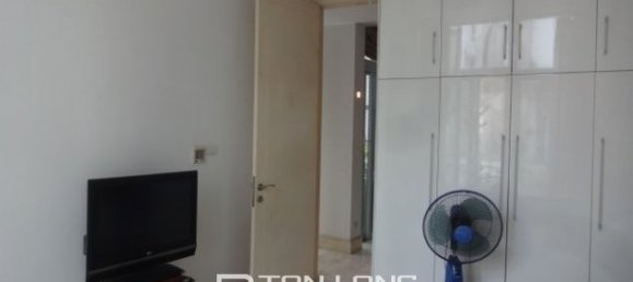 Villa de 4 dormitorios en Tay Ho, Vietnam No. 3563 14