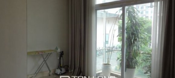 Villa de 4 dormitorios en Tay Ho, Vietnam No. 3563 7