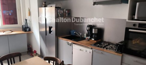 Gewerbliche Immobilie in Loire, France 130m², Nr. 304505 5