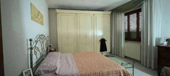 3 rooms Apartment in Sant'Elpidio a Mare, Italy No. 306644 4