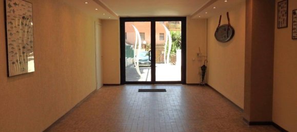 5 rooms Office in Rome, Italy No. 325267 4