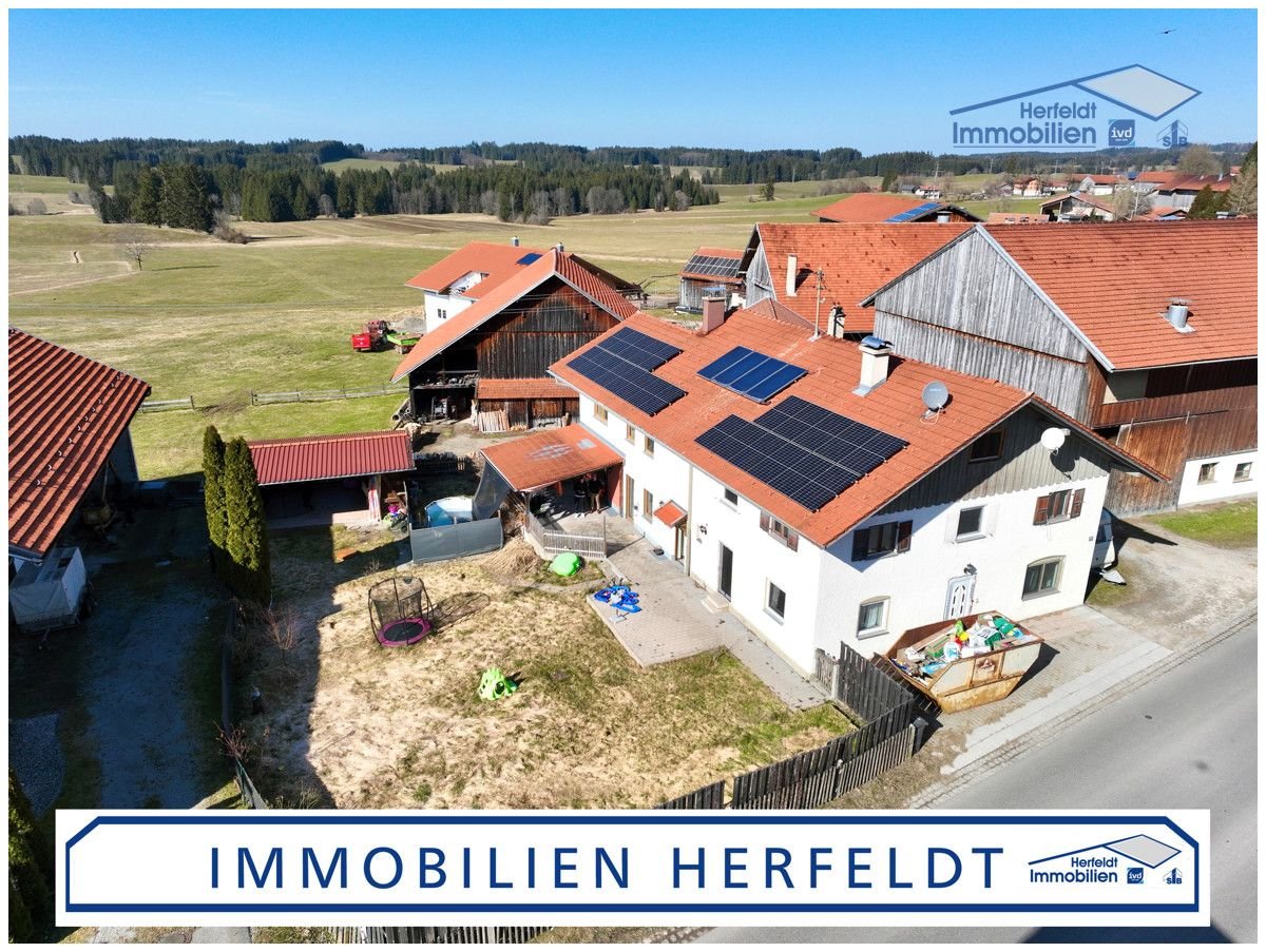 Дом с 13 комнатами в Баден-Вюртемберг, Германия № 35491