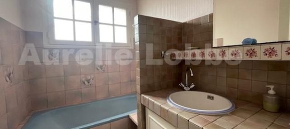 3 bedrooms Villa in Claye-Souilly, France No. 178361 4