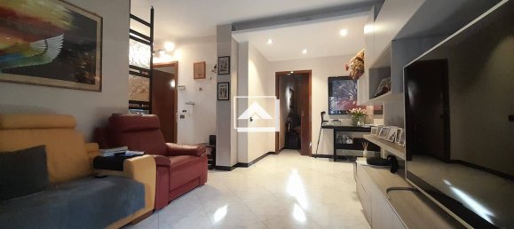 2 bedrooms Apartment in Milan, Italy No. 320691 2