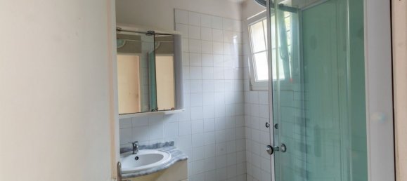 Casa de 3 dormitorios en Montbouy, France No. 56503 8