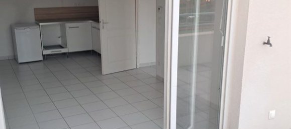 1 bedroom Apartment in Marseille, France No. 333445 3