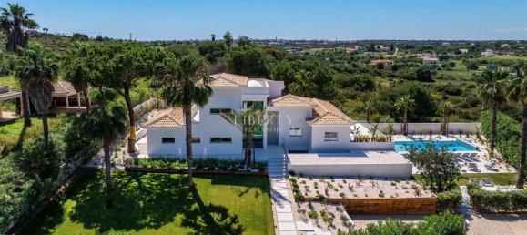 5 Schlafzimmer Villa in Almancil, Portugal, Nr. 208405 2