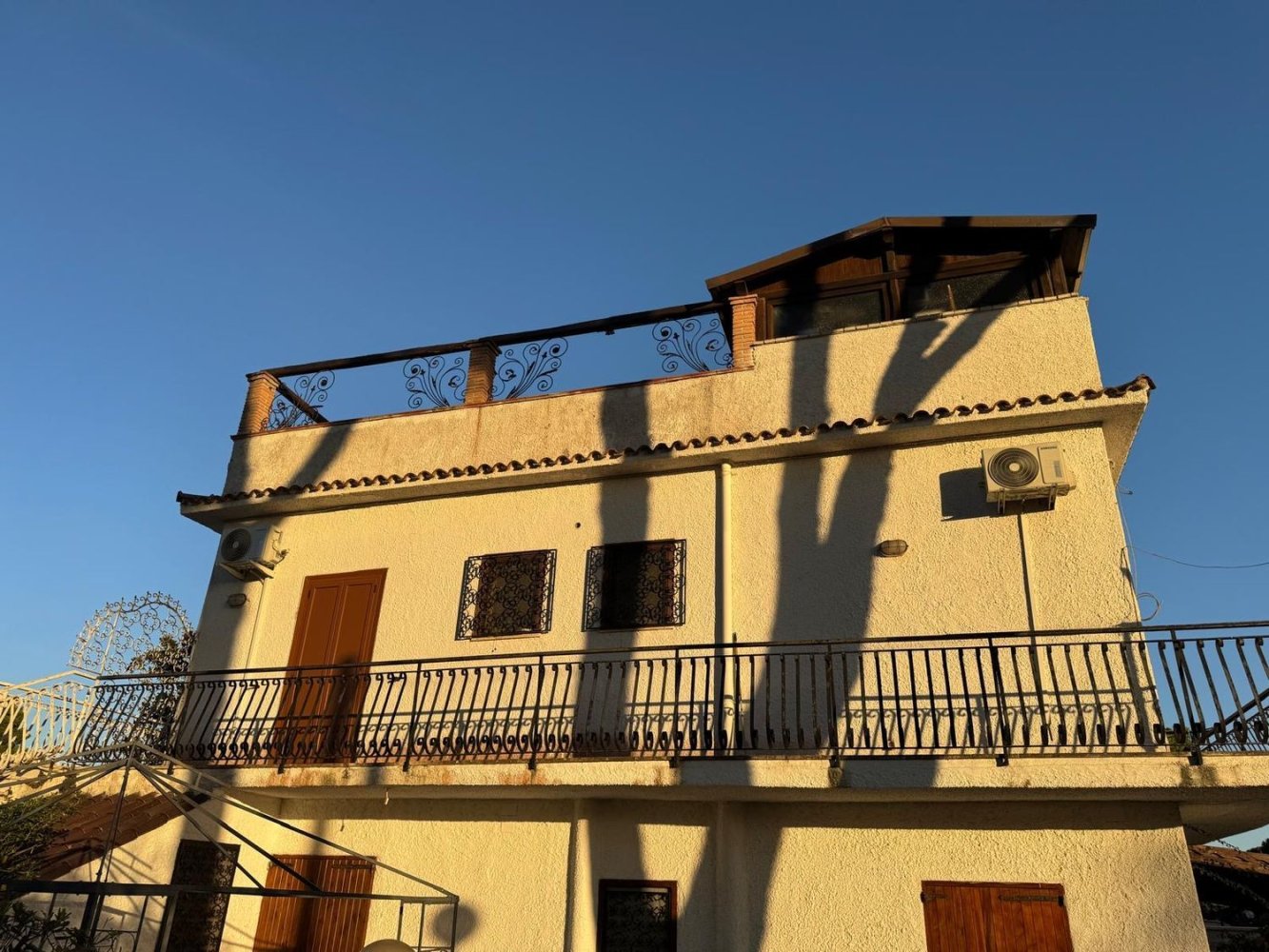 5 bedrooms Apartment in San Felice Circeo, Italy No. 373373