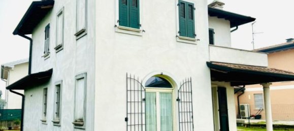5 rooms Villa in Visano, Italy No. 237727 4