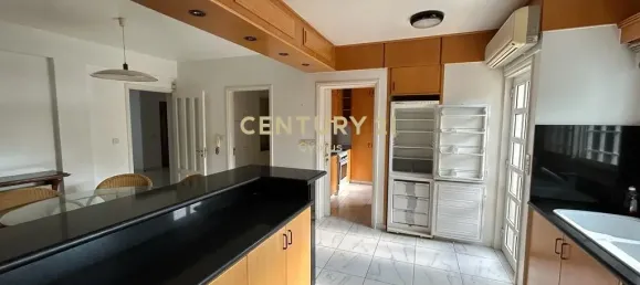 5 bedrooms Villa in Limassol, Cyprus No. 752 7