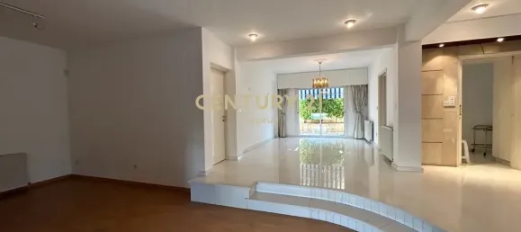 5 bedrooms Villa in Limassol, Cyprus No. 752 4