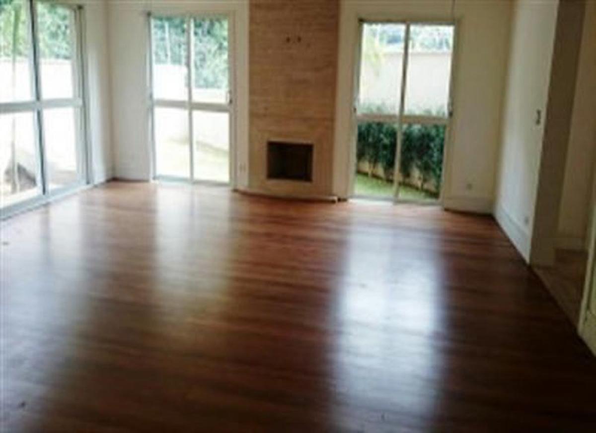 4 bedrooms House in Sao Paulo, Brazil No. 543277