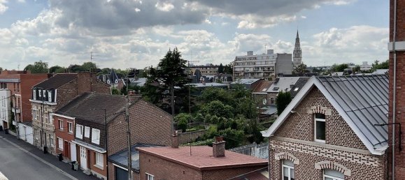 3 bedrooms Apartment in Valenciennes, France No. 63940 2