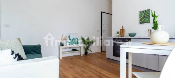 1 bedroom Apartment in Milan, Italy No. 362100 6